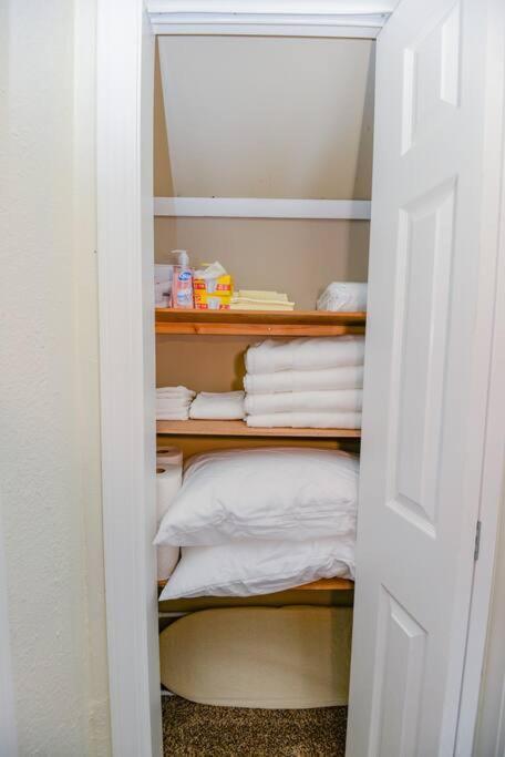 2 Bedroom Apartment Near Ndsu And Downtown Fargo Extérieur photo